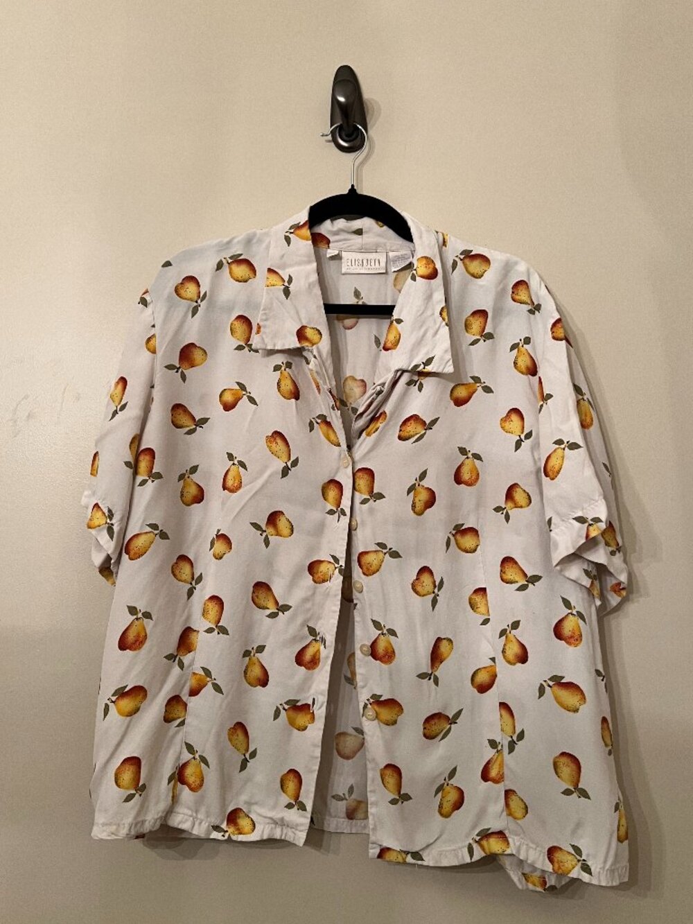 ELISABETH by Liz Claiborne Novelty Fruit Print Pear Button-Up Blouse